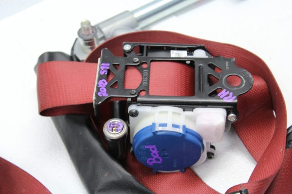 18 2018 SUBARU WRX STI LIMITED RED SEAT BELT SET FRONT & REAR LH/RH OEM - Image 4