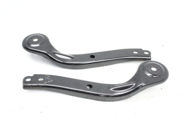 2008-2014 SUBARU IMPREZA WRX STI REAR SUBFRAME MOUNTING PLATE BRACKETS LH/RH OEM - Image 2