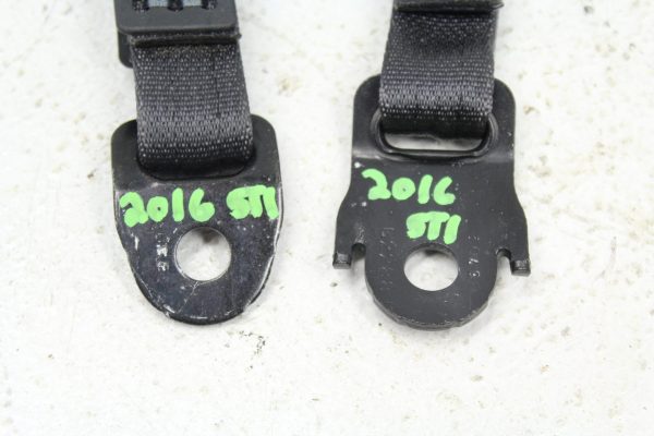 2015-2018 SUBARU WRX STI SEAT BELT BUCKLES REAR OEM - Image 8