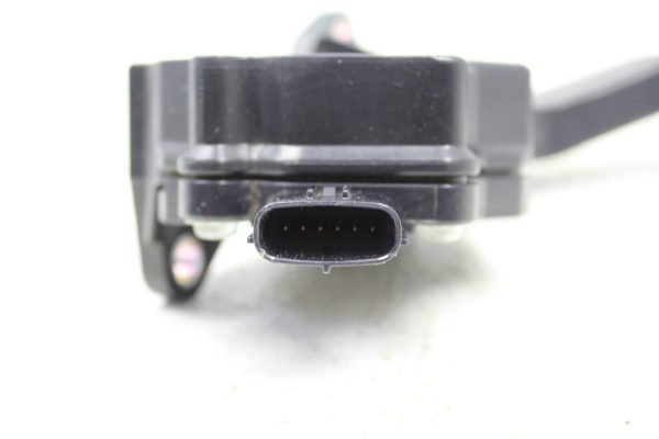 2008-2014 SUBARU WRX GAS PEDAL THROTTLE ACCELERATOR ASSEMBLY OEM 2008 - Image 2