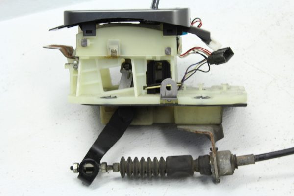 2008 SUBARU WRX SEDAN A/T GEAR SHIFTIER/LINKAGE ASSEMBLY OEM - Image 2