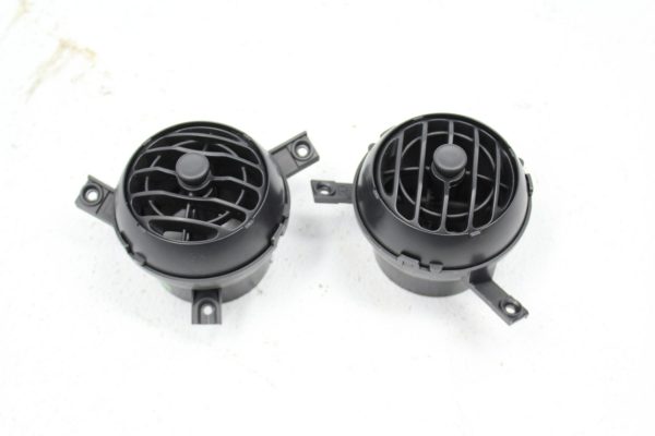 2002-2007 SUBARU IMPREZA WRX STI RH AND LH AC HEAT VENTS 2004