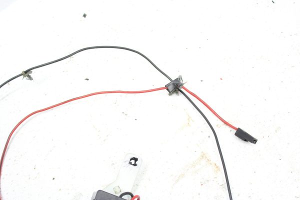 2004-2007 SUBARU WRX STI REAR WINDOW DEFROSTER ASSEMBLY OEM 2004 - Image 4