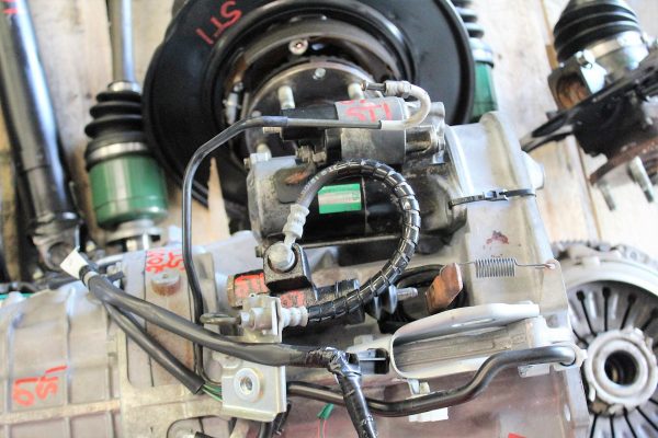 07 2007 SUBARU WRX STI USDM DCCD 6 SPEED TRANSMISSION SWAP 5X114 6MT 54K MILES - Image 9