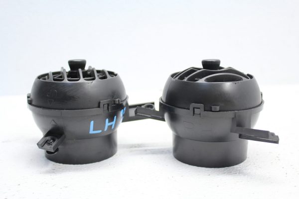 2002-2007 SUBARU IMPREZA WRX STI RH AND LH AC HEAT VENTS 2004 - Image 2