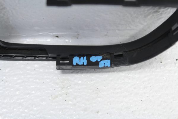 2005-2007 SUBARU WRX STI DOOR HANDLE TRIM RH PASSENGER SIDE - Image 5