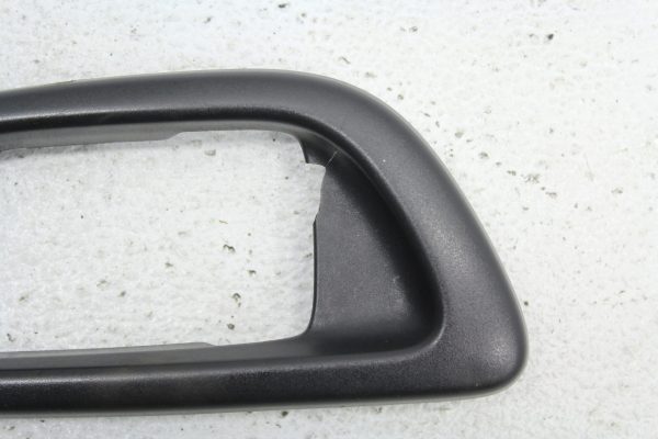 05-07 2005-2007 SUBARU WRX STI FRONT LH DOOR HANDLE BEZEL TRIM - Image 3