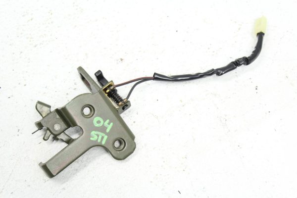 04-07 2004-2007 SUBARU IMPREZA WRX STI TRUNK LATCH LOCK RELEASE W/ SENSOR OEM 2004 - Image 2