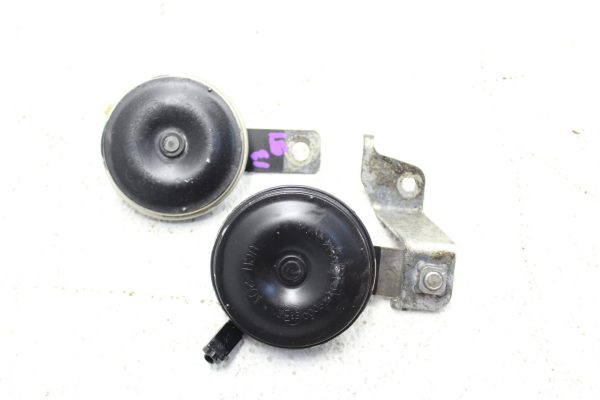 08-14 2008-2014 SUBARU WRX & STI HORNS ASSEMBLY SET PAIR OEM