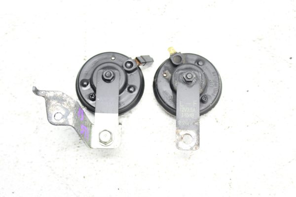 08-14 2008-2014 SUBARU WRX & STI HORNS ASSEMBLY SET PAIR OEM - Image 3