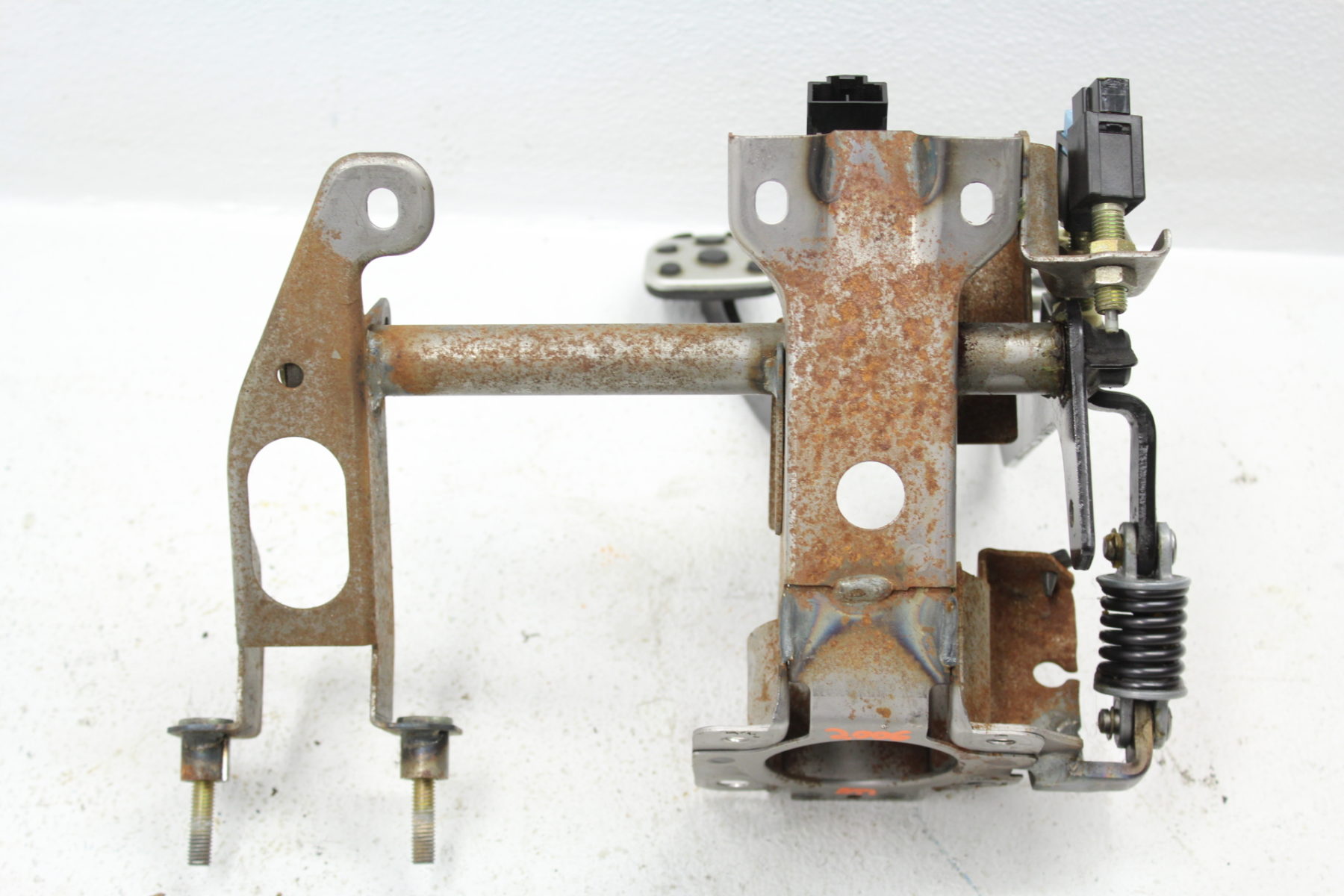 0407 20042007 SUBARU IMPREZA WRX STI CLUTCH & BRAKE PEDAL OEM