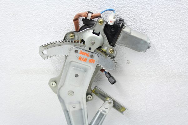 2002-2007 SUBARU IMPREZA WRX & STI REAR LH WINDOW REGULATOR MOTOR DRIVER SIDE - Image 7