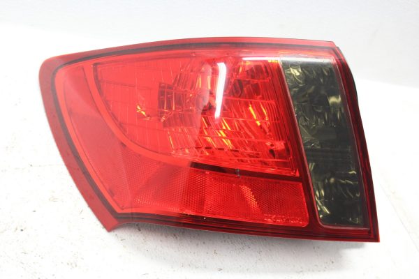 2008-2014 SUBARU IMPREZA WRX & STI SEDAN TAILLGHT LH DRIVERS SIDE TAIL LIGHT OEM - Image 2