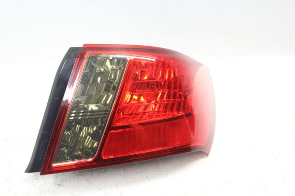 2008-2014 SUBARU IMPREZA WRX & STI SEDAN TAILLGHT RH PASSENGER SIDE TAIL LIGHT