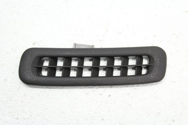 04-07 2004-2007 SUBARU IMPREZA WRX STI REAR DECK DASH TRIM PIECE DEFROSTER RH