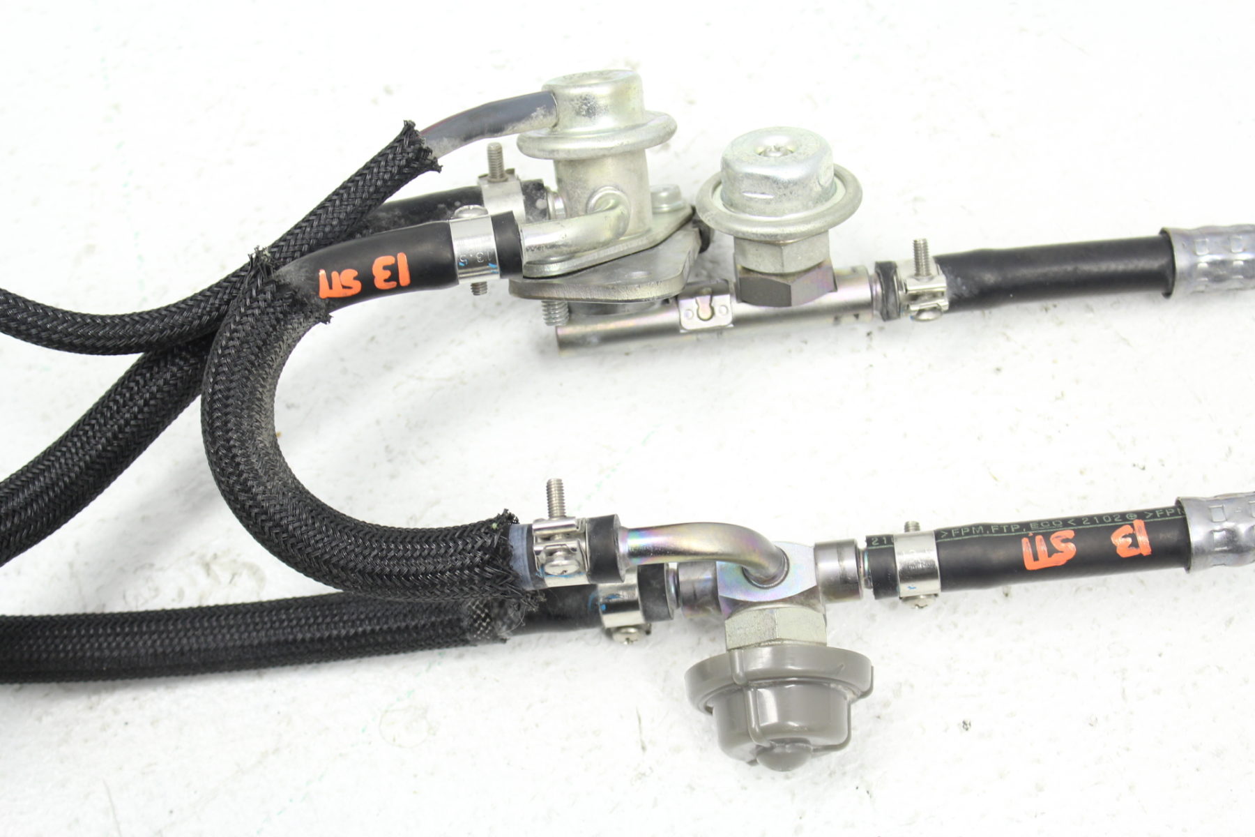 0814 20082014 SUBARU IMPREZA WRX STI FUEL PRESSURE REGULATOR DAMPERS SET