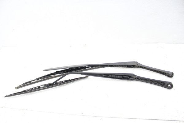98-01 1998-2001 SUBARU IMPREZA 2.5 RS GC8 WINDSHIELD WIPER BLADES