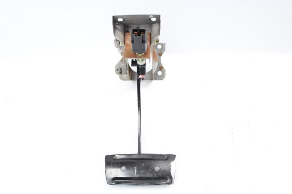 1998-2001 SUBARU IMPREZA 2.5 RS GC8 BRAKE PEDAL ASSEMBLY A/T OEM