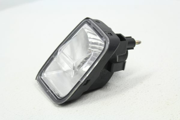 2015-2019 SUBARU WRX FRONT BUMPER FOG LIGHT MARKER RH PASSENGER SIDE OEM - Image 3