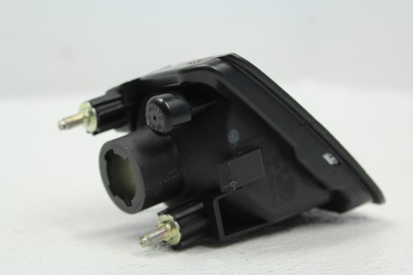 2015-2019 SUBARU WRX FRONT BUMPER FOG LIGHT MARKER RH PASSENGER SIDE OEM - Image 6
