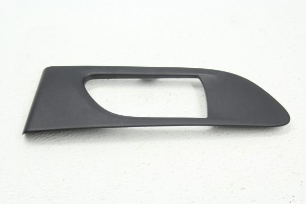 18 2018 SUBARU WRX STI TYPE RA HANDLE SHROUD BEZEL TRIM RH RIGHT HAND PASSENGER - Image 3