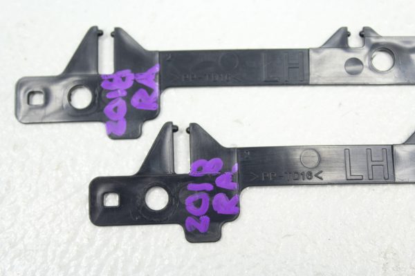18 2018 SUBARU WRX STI TYPE RA FRONT DOOR TRIM PLATES 94253FJ000 - Image 4