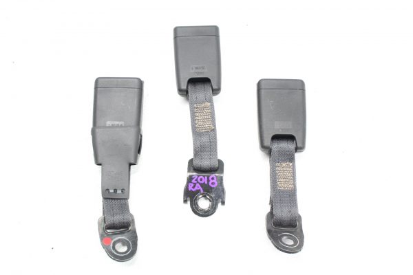 18 2018 SUBARU WRX STI TYPE RA REAR SEAT BELT BUCKLES SET OEM RH/CENTER/LH - Image 4
