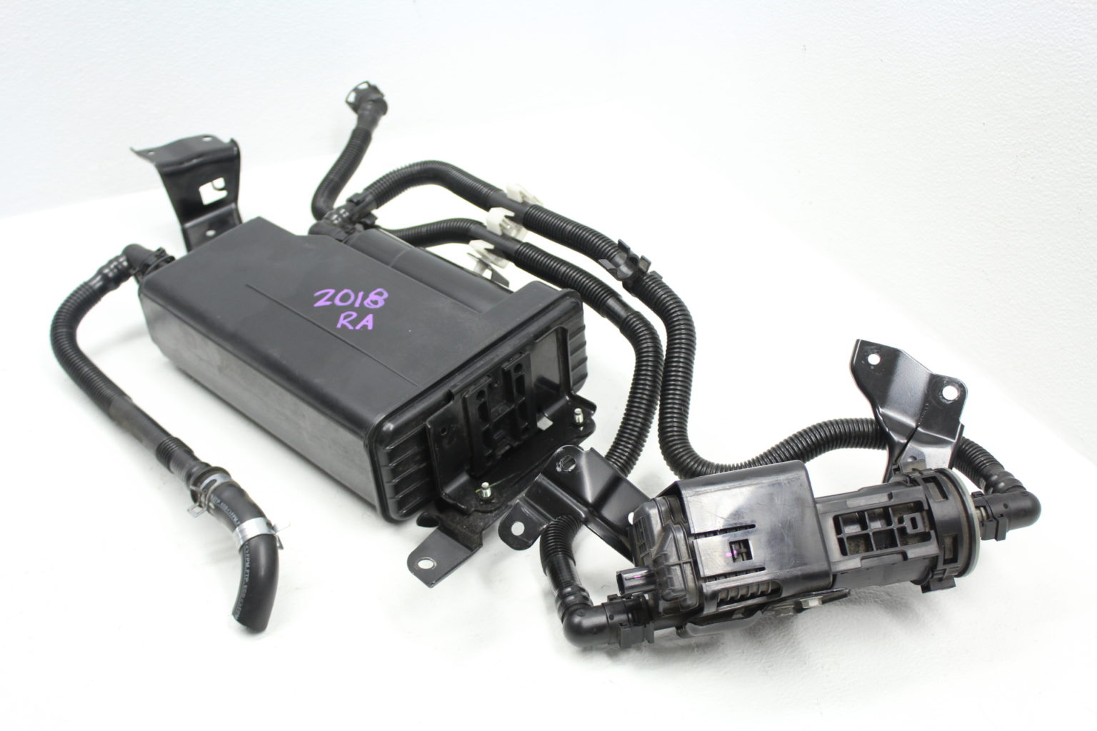 18 2018 SUBARU WRX STI TYPE RA VAPOR CHARCOAL CANISTER 42035VA010 OEM
