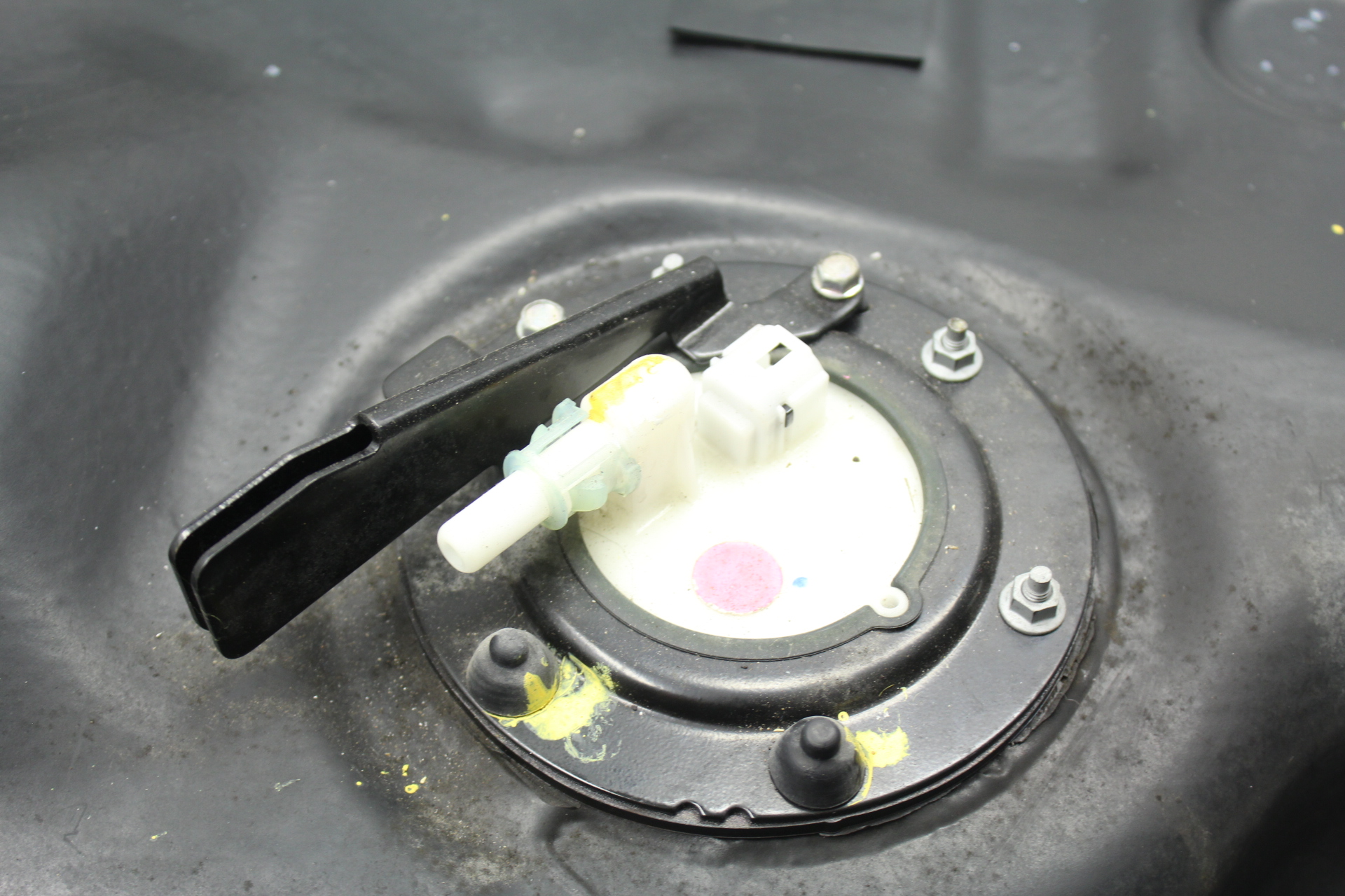 20082014 SUBARU WRX & STI GAS TANK FUEL CELL W/ FUEL PUMP ASSEMBLY OEM