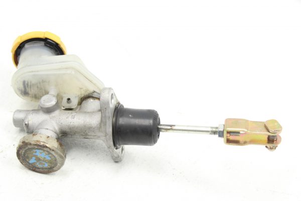 2004-2006 SUBARU WRX STI CLUTCH MASTER CYLINDER ASSEMBLY OEM 37230FE070 - Image 3