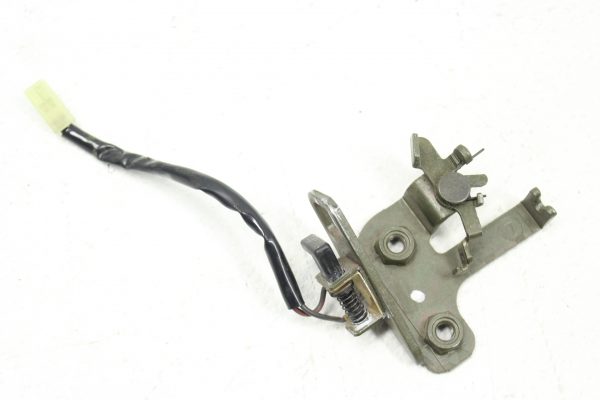 2002-2007 SUBARU WRX & STI TRUNK LOCK LATCH ASSEMBLY LOCK CATCH OEM - Image 2