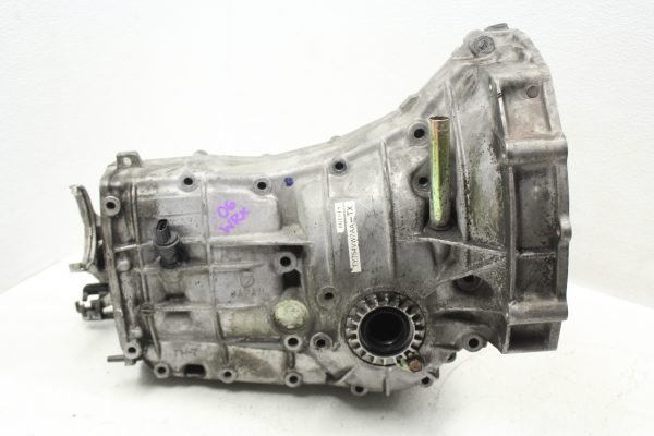 2006-2007 SUBARU WRX 5MT 5 SPEED MANUAL TRANSMISSION HOUSING CASE OEM - Image 2
