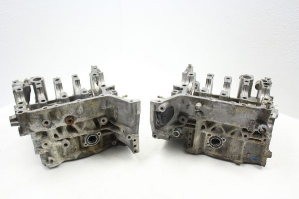 2004-2019 SUBARU WRX STI BARE SHORT BLOCK CASE HALVES EJ257 OEM - Image 4