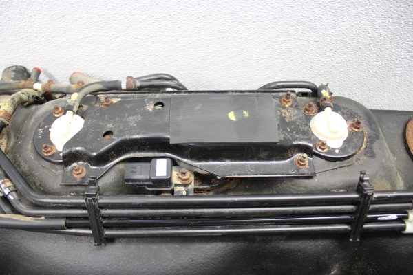 1998-2001 SUBARU IMPREZA 2.5 RS GC8 GAS TANK FUEL CELL ASSEMBLY OEM W/ FUEL PUMP - Image 6