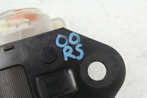 1998-2001 SUBARU IMPREZA 2.5 RS GC8 SEDAN FRONT RH PASSENGER SIDE SEAT BELT - Image 9