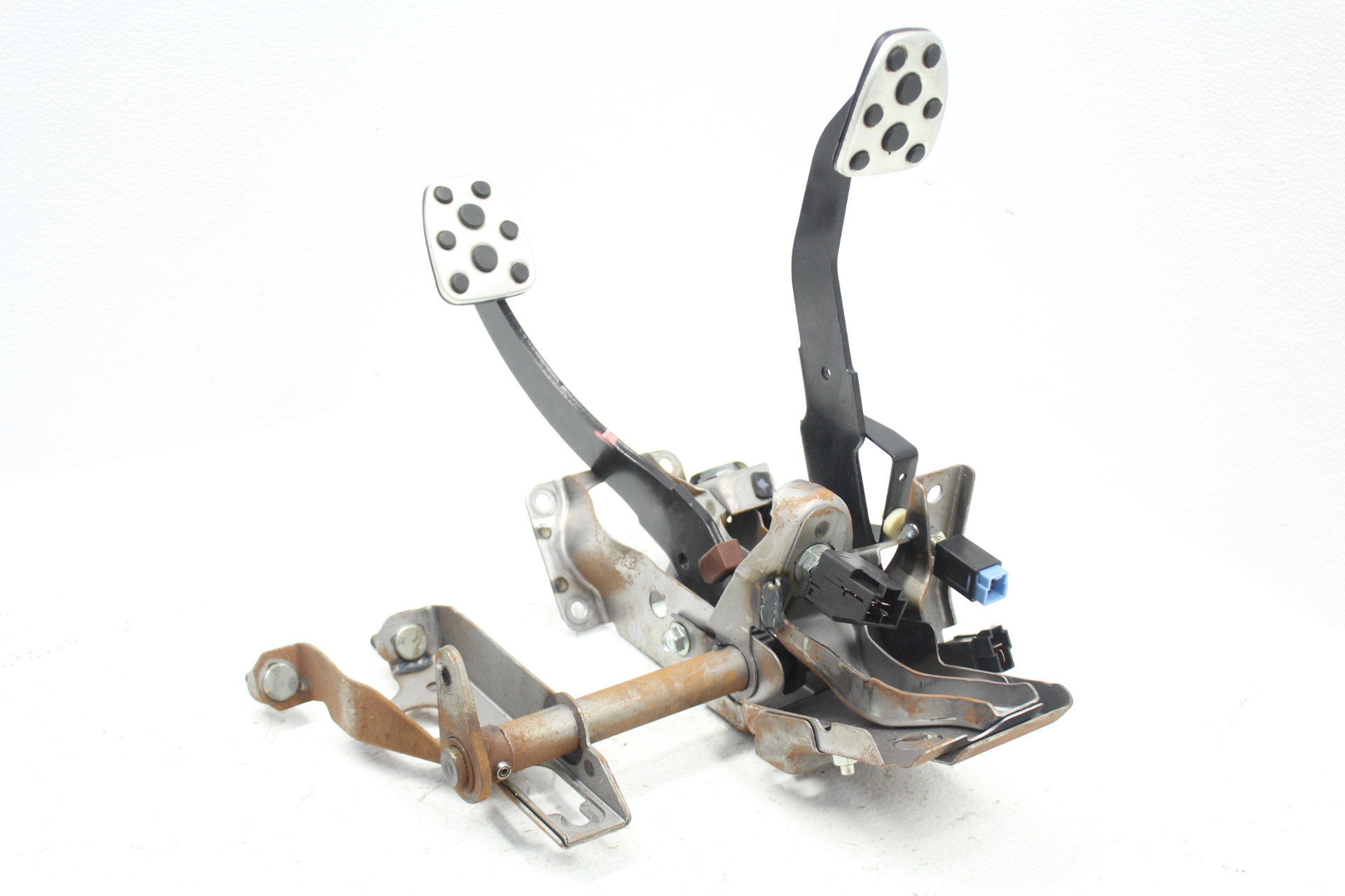 20082014 SUBARU WRX STI CLUTCH AND BRAKE PEDAL ASSEMBLY OEM