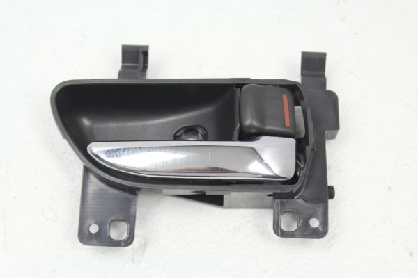 2011-2014 SUBARU WRX STI INTERIOR DOOR HANDLE RH PASSENGER SIDE