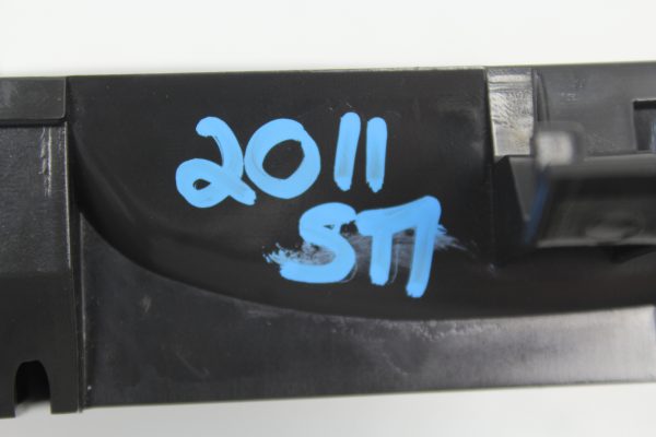 2011-2014 SUBARU WRX STI INTERIOR DOOR HANDLE RH PASSENGER SIDE - Image 7