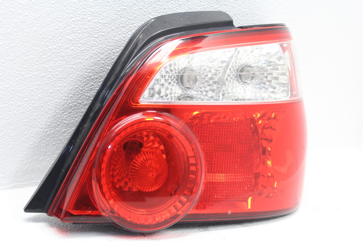 20042007 SUBARU IMPREZA WRX & STI REAR TAILLIGHTS TAIL LIGHTS OEM LH/RH