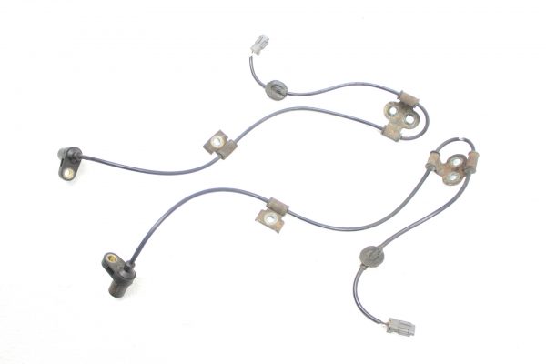 2002-2007 SUBARU WRX & STI FRONT ABS SENSOR SET LH/RH WHEEL SPEED OEM