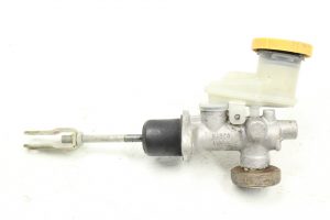 2004-2007 SUBARU WRX STI CLUTCH MASTER CYLINDER ASSEMBLY OEM 37230FE160
