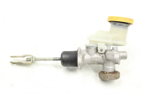 2004-2007 SUBARU WRX STI CLUTCH MASTER CYLINDER ASSEMBLY OEM 37230FE160