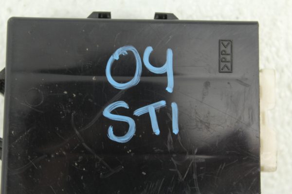 2004-2005 SUBARU WRX STI KEYLESS ENTRY CONTROL UNIT OEM 88035FE141 - Image 6