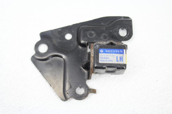 2004-2005 SUBARU WRX STI SRS CRASH IMPACT SENSOR LH DRIVER SIDE 98231FE070