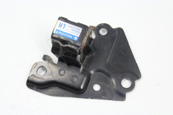 2004-2005 SUBARU WRX STI SRS CRASH IMPACT SENSOR LH DRIVER SIDE 98231FE070 - Image 2