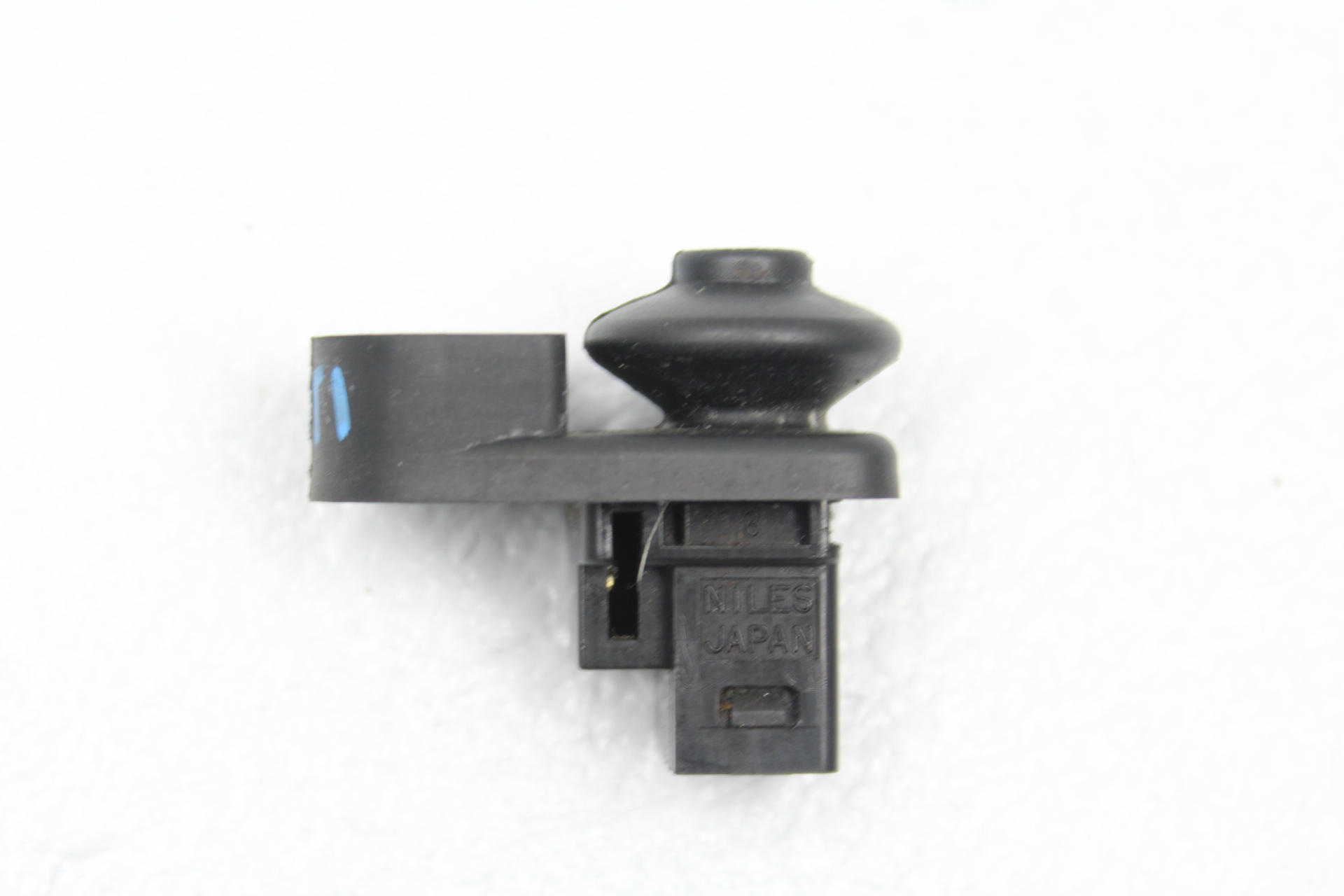 20022007 SUBARU IMPREZA WRX & STI DOOR JAMB AJAR SENSOR SWITCH OEM