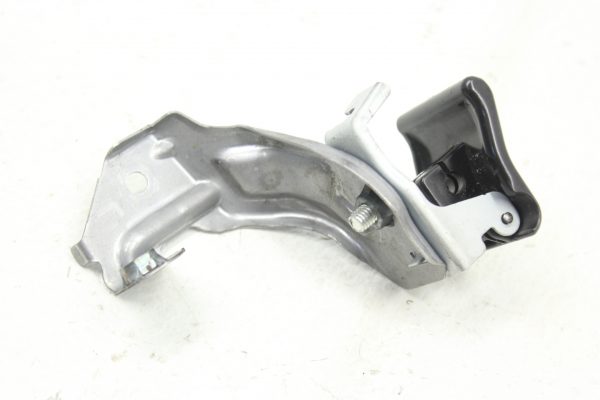 2015-2020 SUBARU WRX & STI HOOD RELEASE LEVEL & BRACKET OEM - Image 3