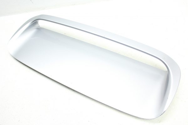 2015-2020 SUBARU WRX & STI HOOD SCOOP INSERT ASSEMBLY SILVER OEM *CRACKED* - Image 3
