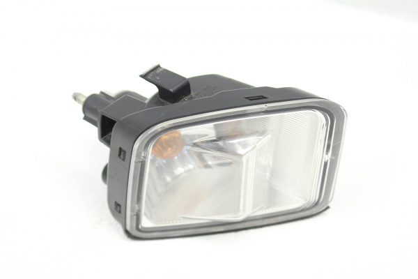 2015-2021 SUBARU WRX & STI RH TURN SIGNAL MARKER FOG LIGHT PASSENGER SIDE OEM