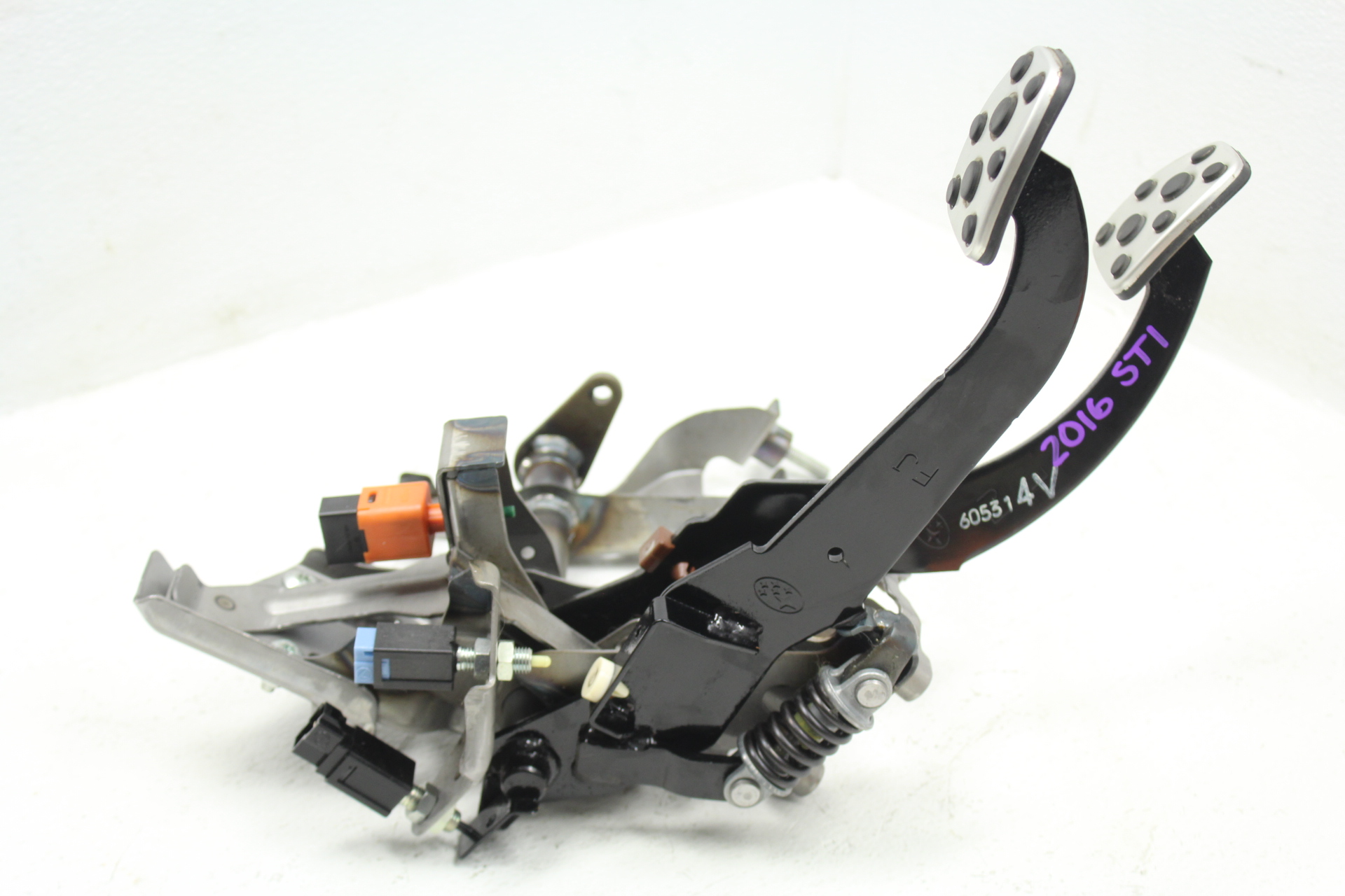 20152020 SUBARU WRX & STI BRAKE & CLUTCH PEDAL ASSEMBLY OEM